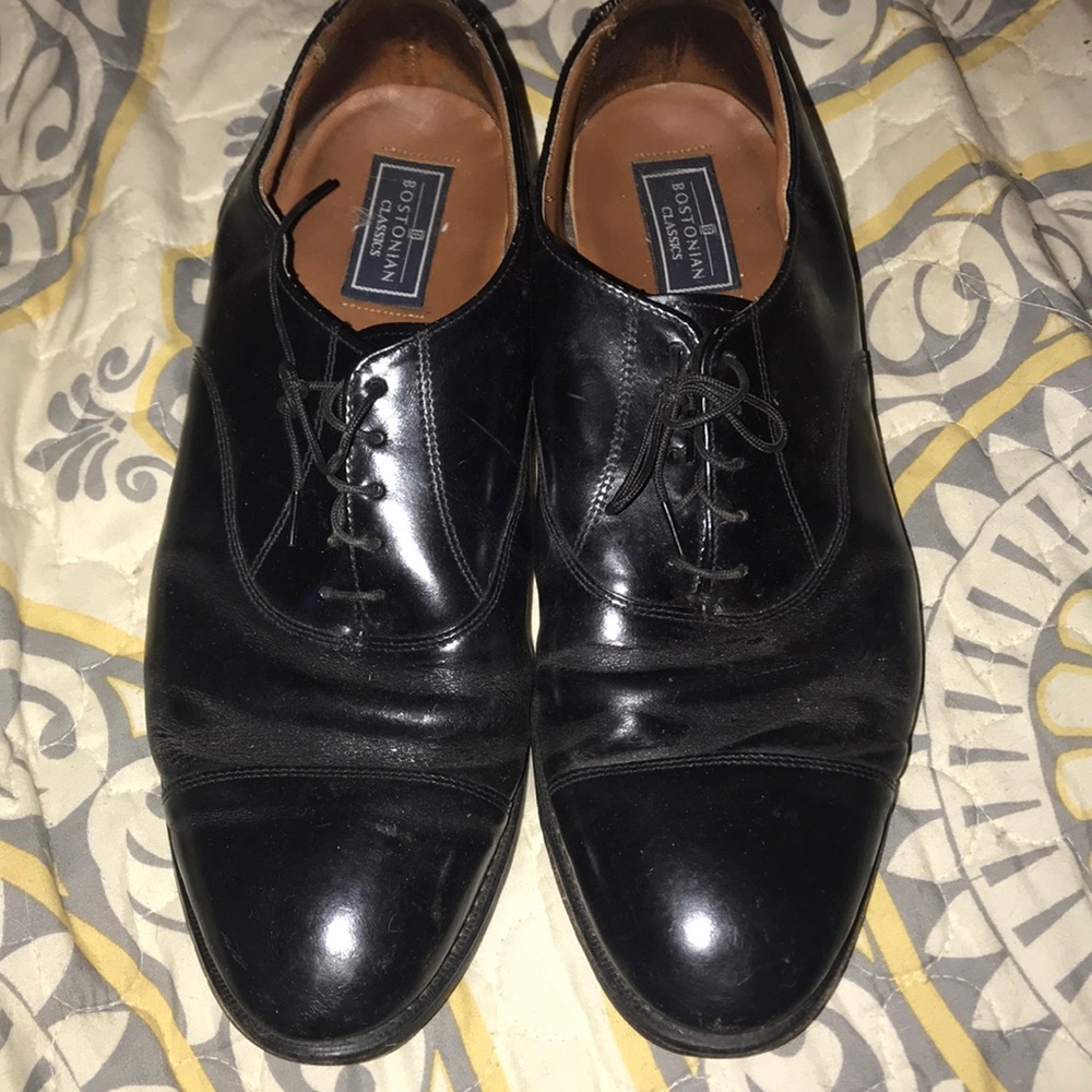 Men’s dress shoes